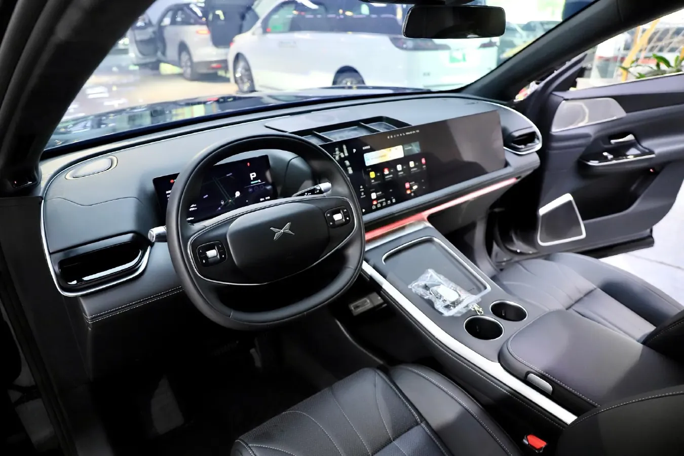 2025 Xpeng G9 BEV 93.1KWH,autocango,china used car exporter,china ev exporter,chinese used car exporter,chinese used ev exporter