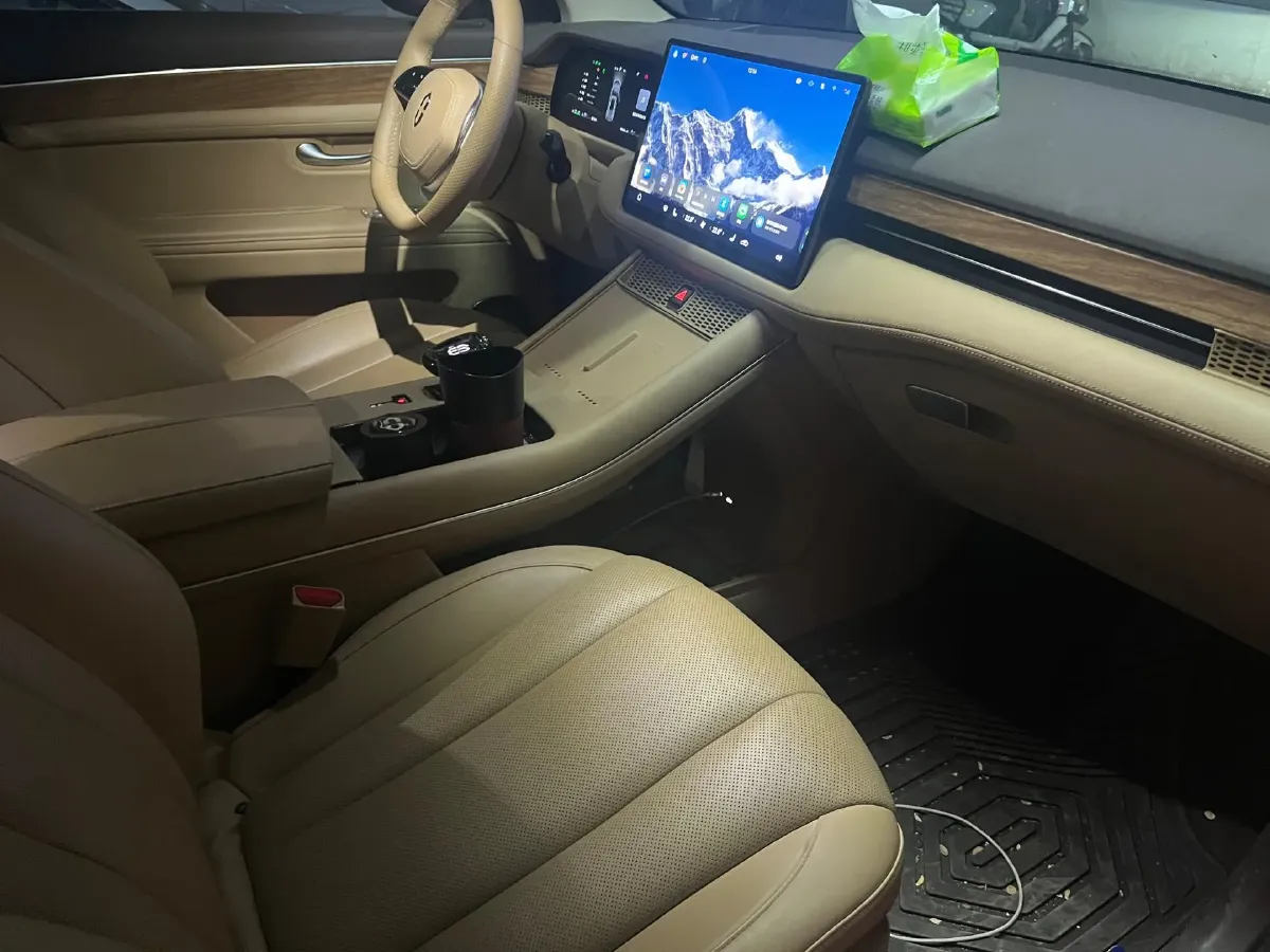 2024 Ford Transit 2.0T 143HP L4 9AT,autocango,china used car exporter,china ev exporter,chinese used car exporter,chinese used ev exporter