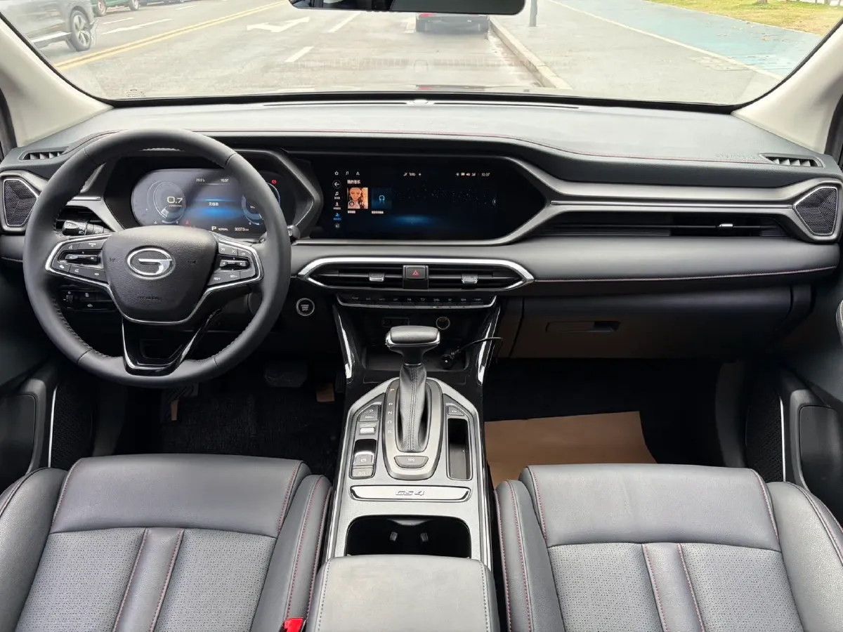 2021 GAC Trumpchi GS4 1.5T 169HP L4 6AT,autocango,china used car exporter,china ev exporter,chinese used car exporter,chinese used ev exporter