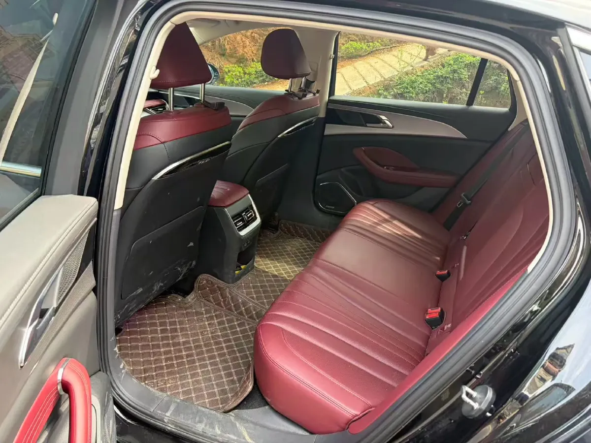 2024 HongQi H5 1.5T 169HP L4 7DCT,autocango,china used car exporter,china ev exporter,chinese used car exporter,chinese used ev exporter