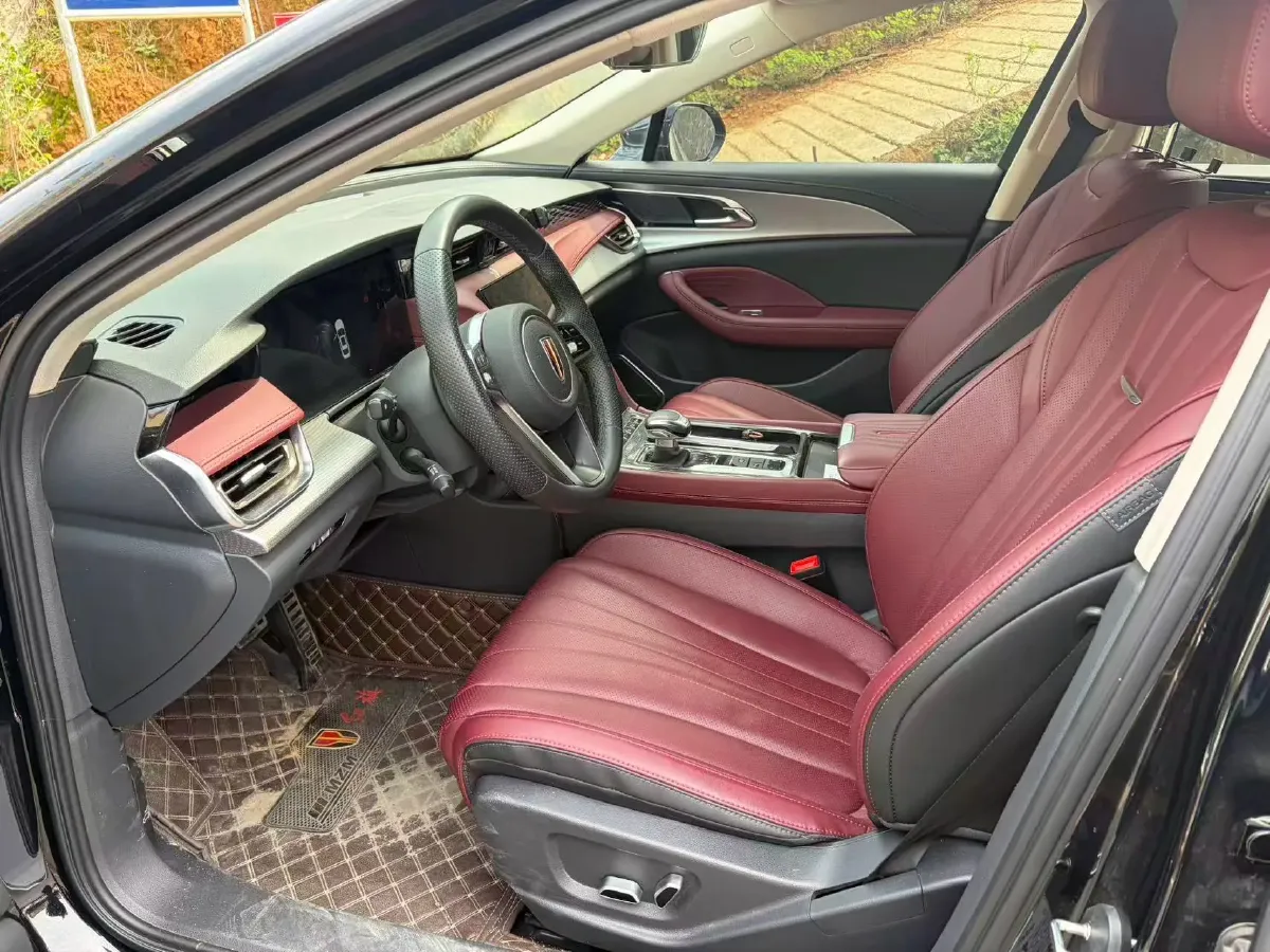 2024 HongQi H5 1.5T 169HP L4 7DCT,autocango,china used car exporter,china ev exporter,chinese used car exporter,chinese used ev exporter