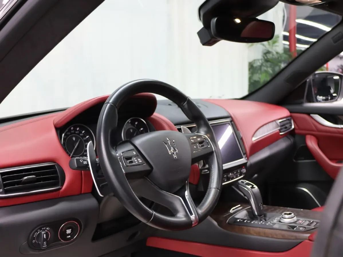 2021 Audi A8 3.0T 340HP V6 8AT,autocango,china used car exporter,china ev exporter,chinese used car exporter,chinese used ev exporter