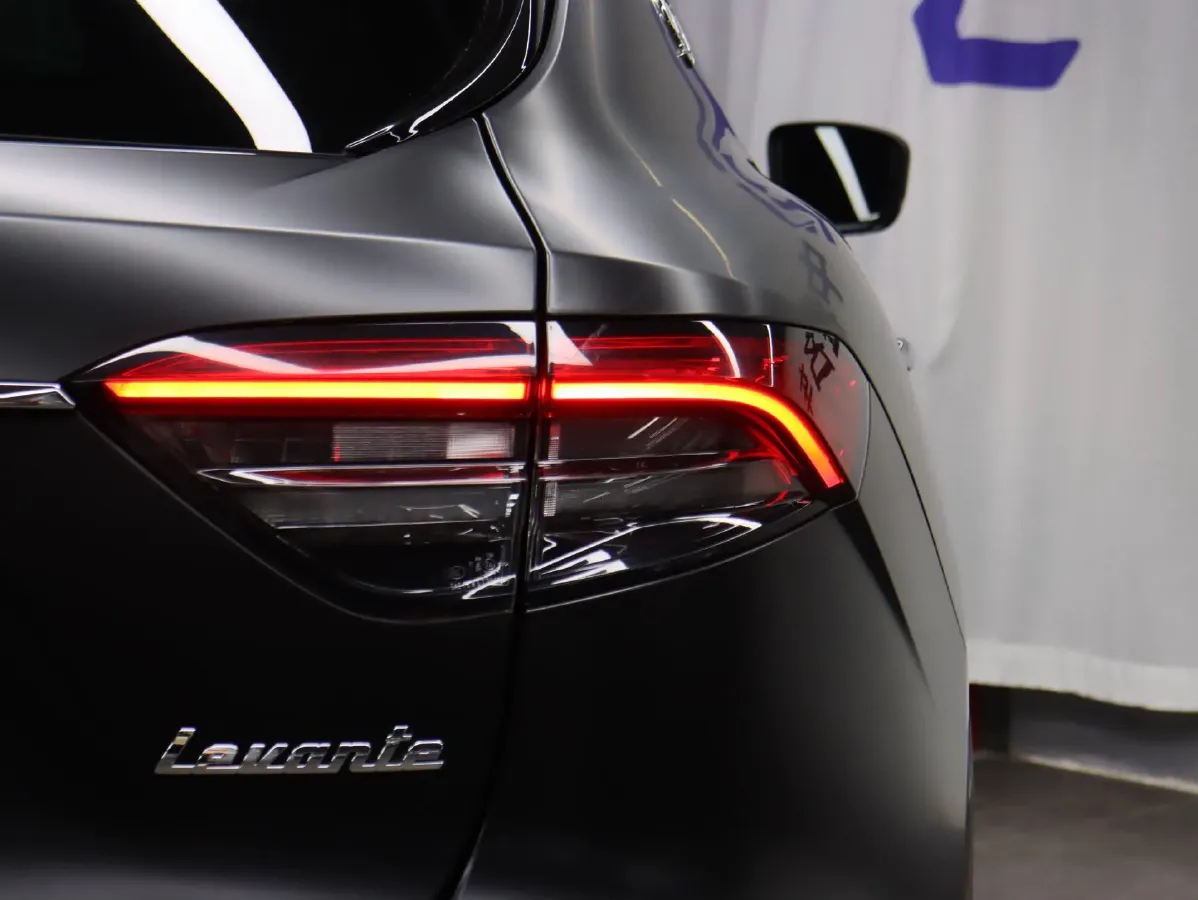 2021 Audi A8 3.0T 340HP V6 8AT,autocango,china used car exporter,china ev exporter,chinese used car exporter,chinese used ev exporter