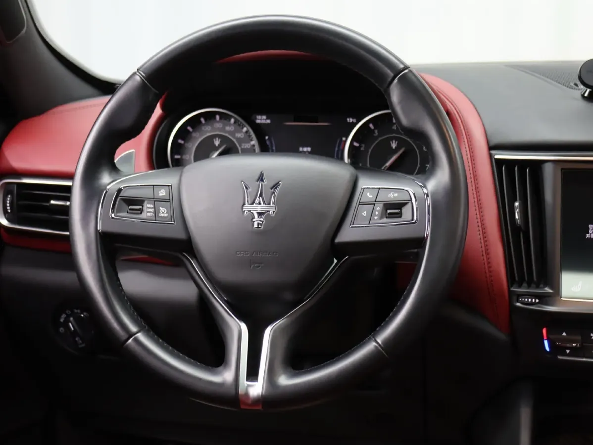 2021 Audi A8 3.0T 340HP V6 8AT,autocango,china used car exporter,china ev exporter,chinese used car exporter,chinese used ev exporter