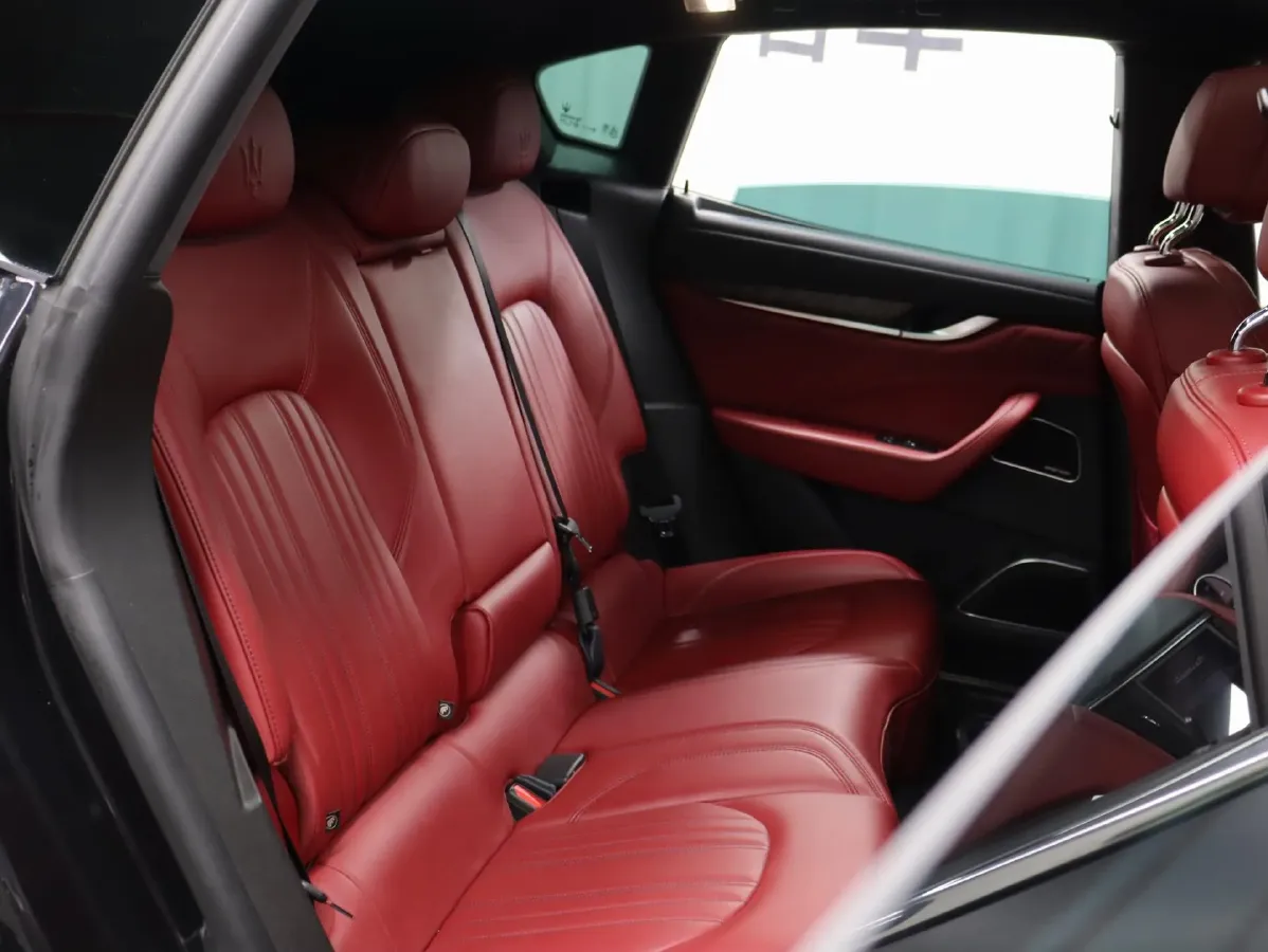 2021 Audi A8 3.0T 340HP V6 8AT,autocango,china used car exporter,china ev exporter,chinese used car exporter,chinese used ev exporter