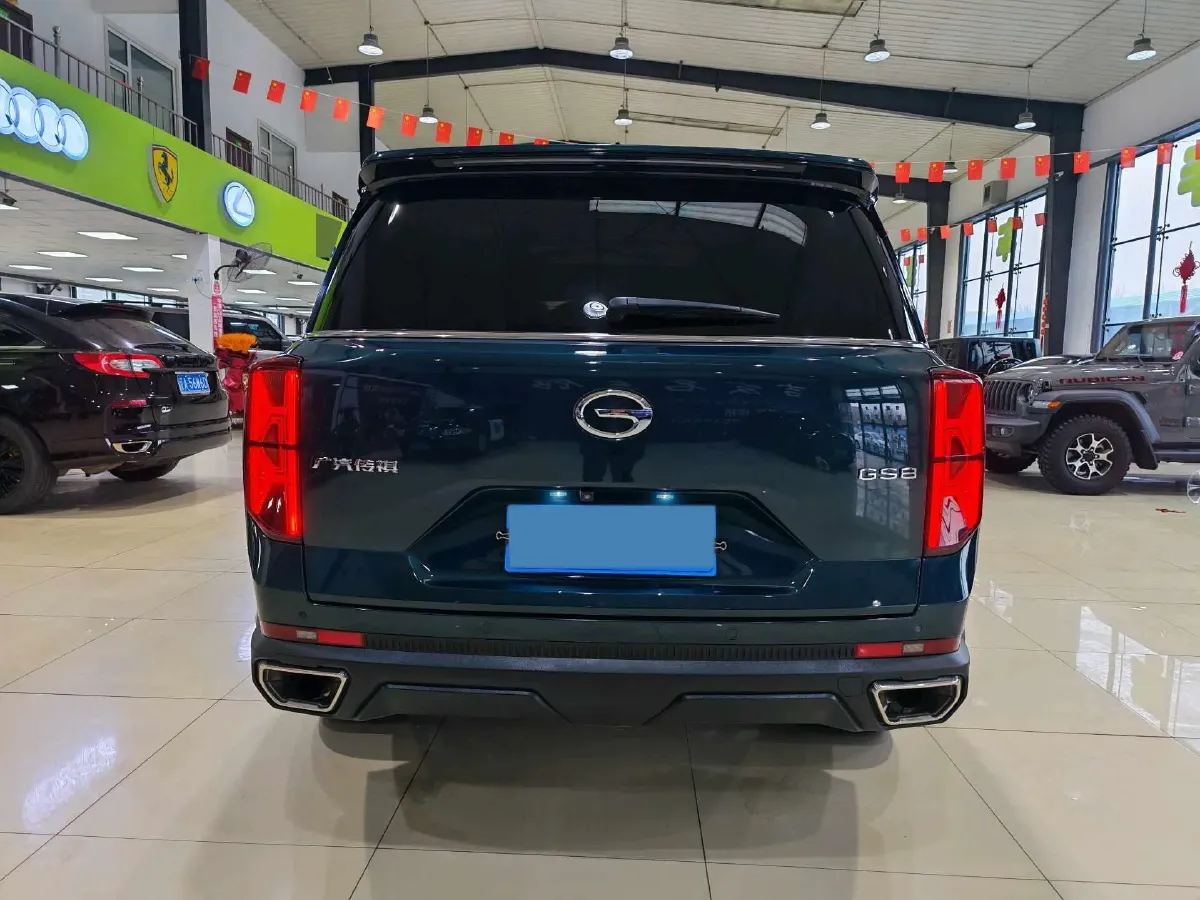 2022 GAC Trumpchi GS8 2.0T 252HP L4 8AT,autocango,china used car exporter,china ev exporter,chinese used car exporter,chinese used ev exporter