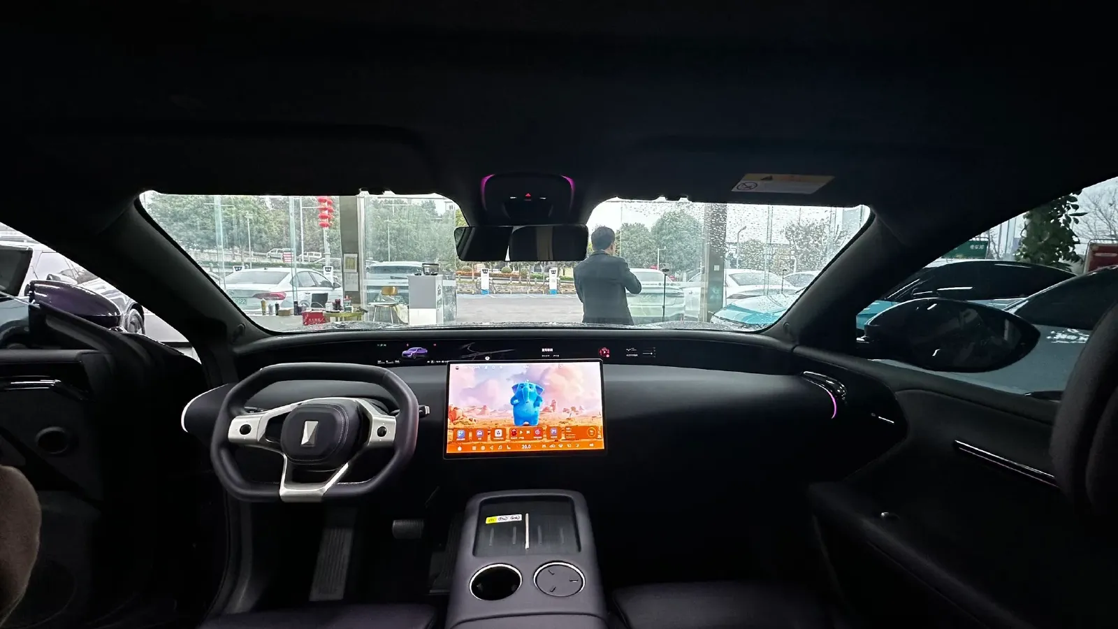 2024 Avatr 07 BEV 82.16KWH,autocango,china used car exporter,china ev exporter,chinese used car exporter,chinese used ev exporter