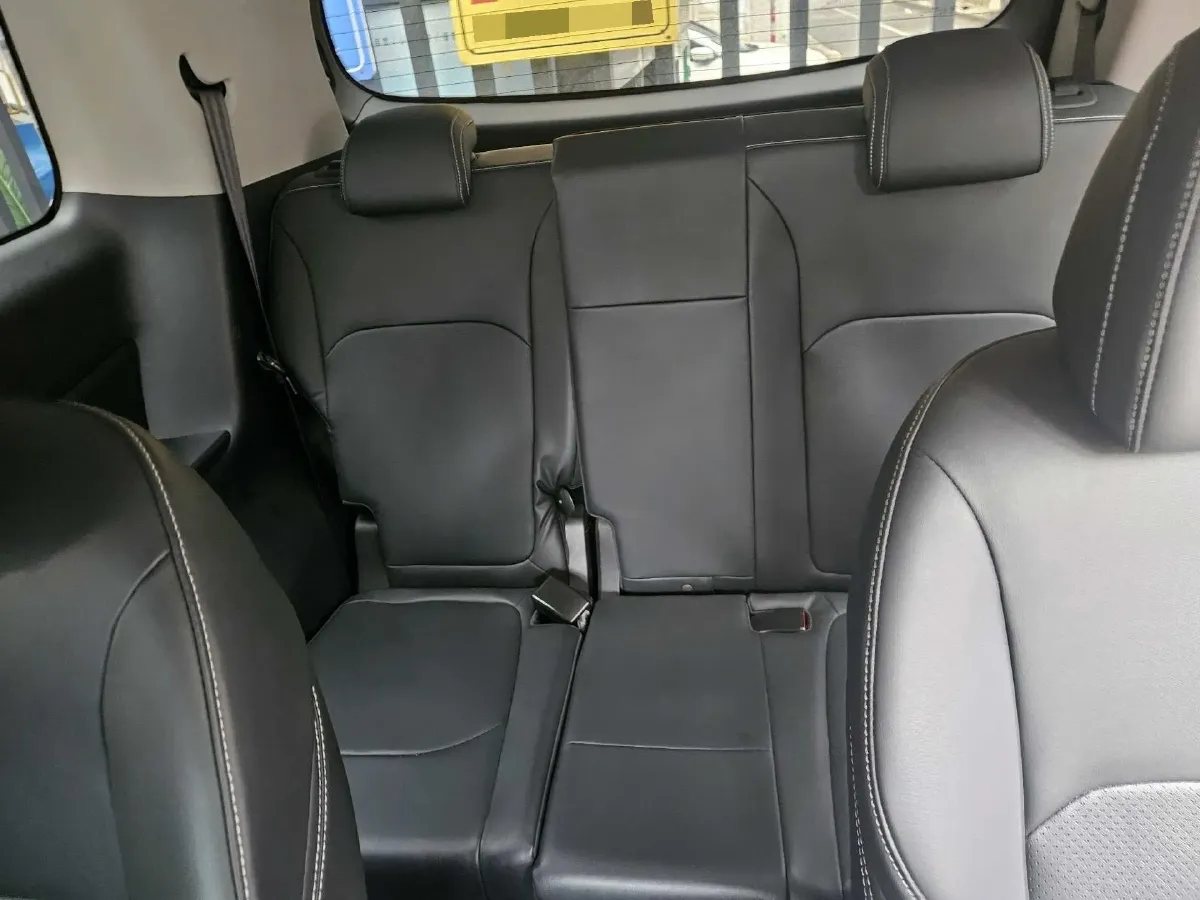 2022 MAXUS Euniq 5 BEV 70KWH,autocango,china used car exporter,china ev exporter,chinese used car exporter,chinese used ev exporter