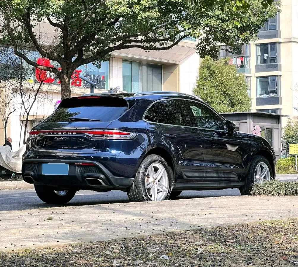 2022 Porsche Macan 2.0T 265HP L4 7DCT,autocango,china used car exporter,china ev exporter,chinese used car exporter,chinese used ev exporter