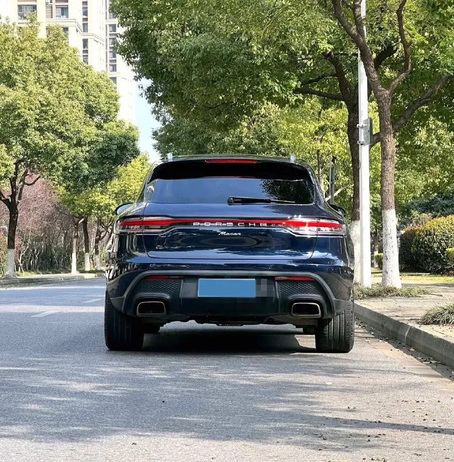 2022 Porsche Macan 2.0T 265HP L4 7DCT,autocango,china used car exporter,china ev exporter,chinese used car exporter,chinese used ev exporter