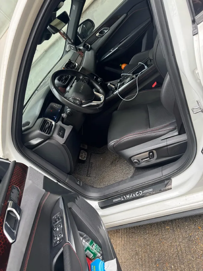 2019 LYNK&CO 01 2.0T 190HP L4 6AT,autocango,china used car exporter,china ev exporter,chinese used car exporter,chinese used ev exporter