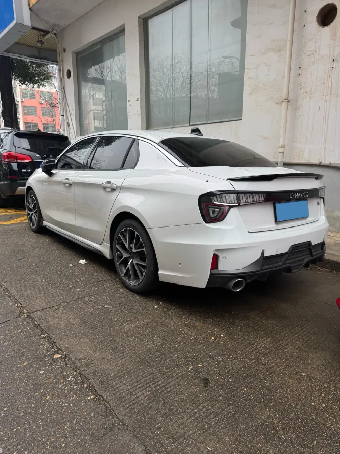 2019 LYNK&CO 01 2.0T 190HP L4 6AT,autocango,china used car exporter,china ev exporter,chinese used car exporter,chinese used ev exporter