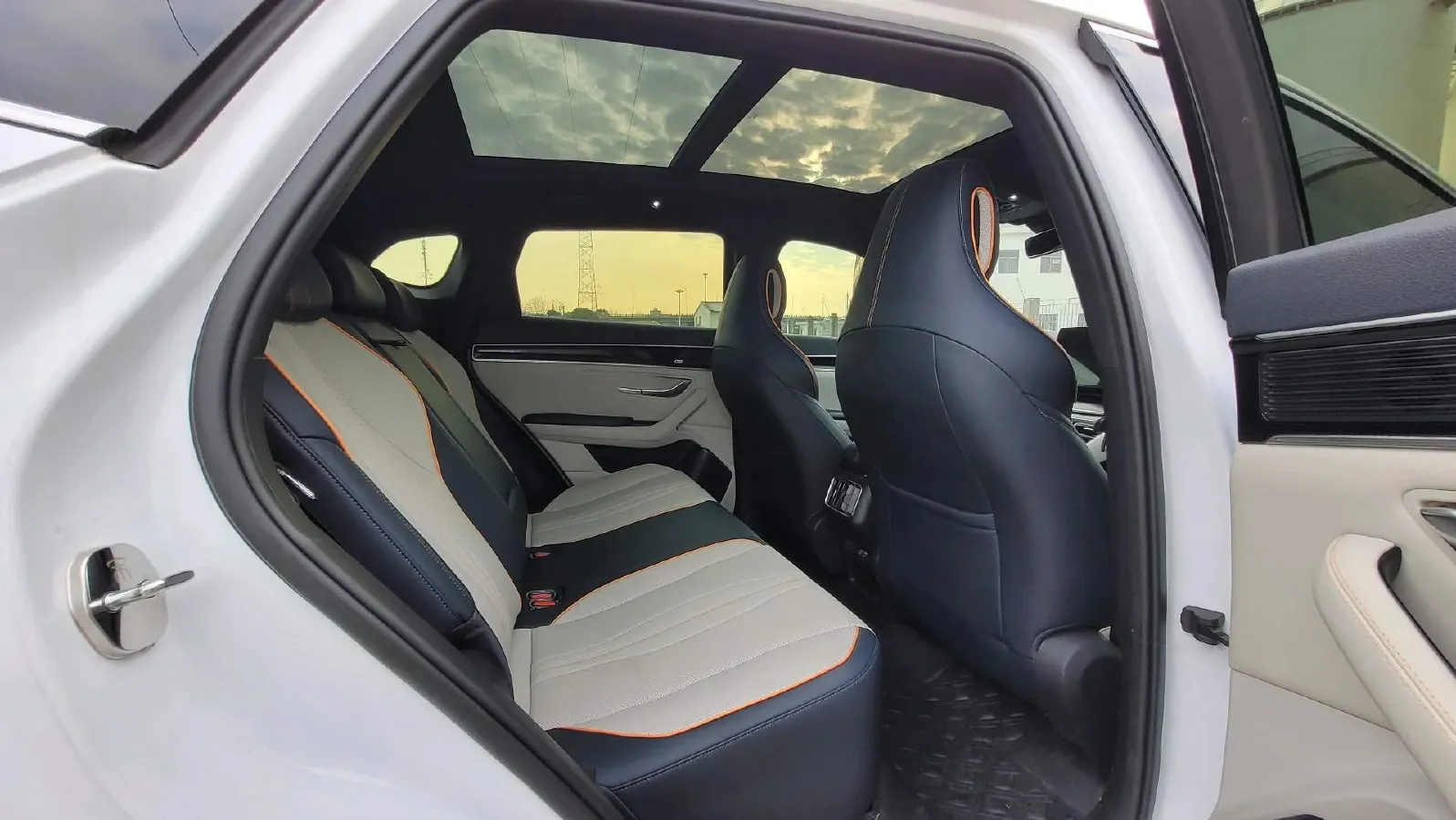 2021 BYD Song Plus BEV 71.7KWH,autocango,china used car exporter,china ev exporter,chinese used car exporter,chinese used ev exporter