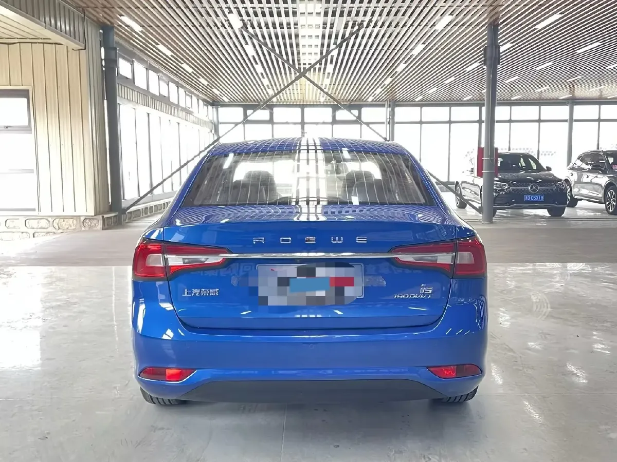 2020 Roewe i5 1.5L 120HP L4 CVT,autocango,china used car exporter,china ev exporter,chinese used car exporter,chinese used ev exporter