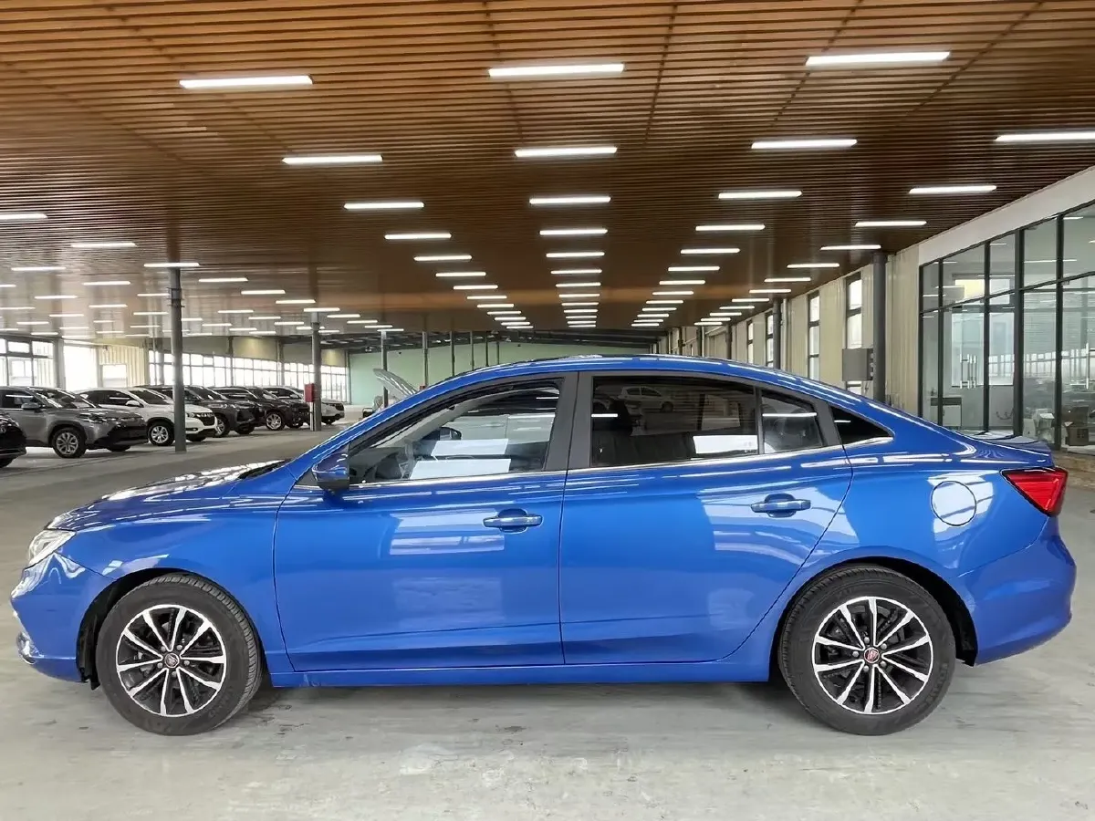 2020 Roewe i5 1.5L 120HP L4 CVT,autocango,china used car exporter,china ev exporter,chinese used car exporter,chinese used ev exporter