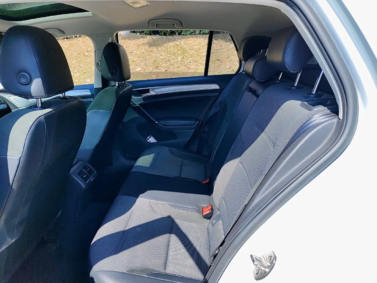 2018 Volkswagen Golf 1.4T 131HP L4 7DCT,autocango,china used car exporter,china ev exporter,chinese used car exporter,chinese used ev exporter