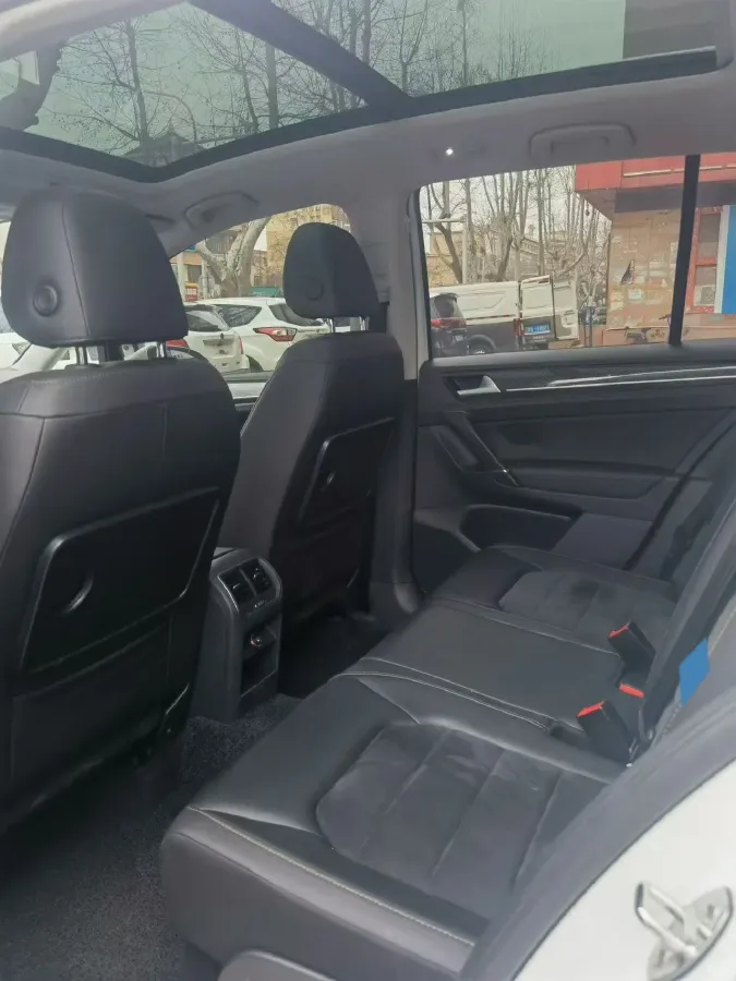 2018 Volkswagen Golf Sportsvan 1.4T 131HP L4 7DCT,autocango,china used car exporter,china ev exporter,chinese used car exporter,chinese used ev exporter