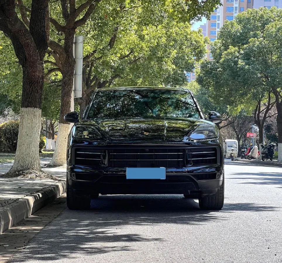 2025 Porsche Cayenne 3.0T 354HP V6 8AT,autocango,china used car exporter,china ev exporter,chinese used car exporter,chinese used ev exporter