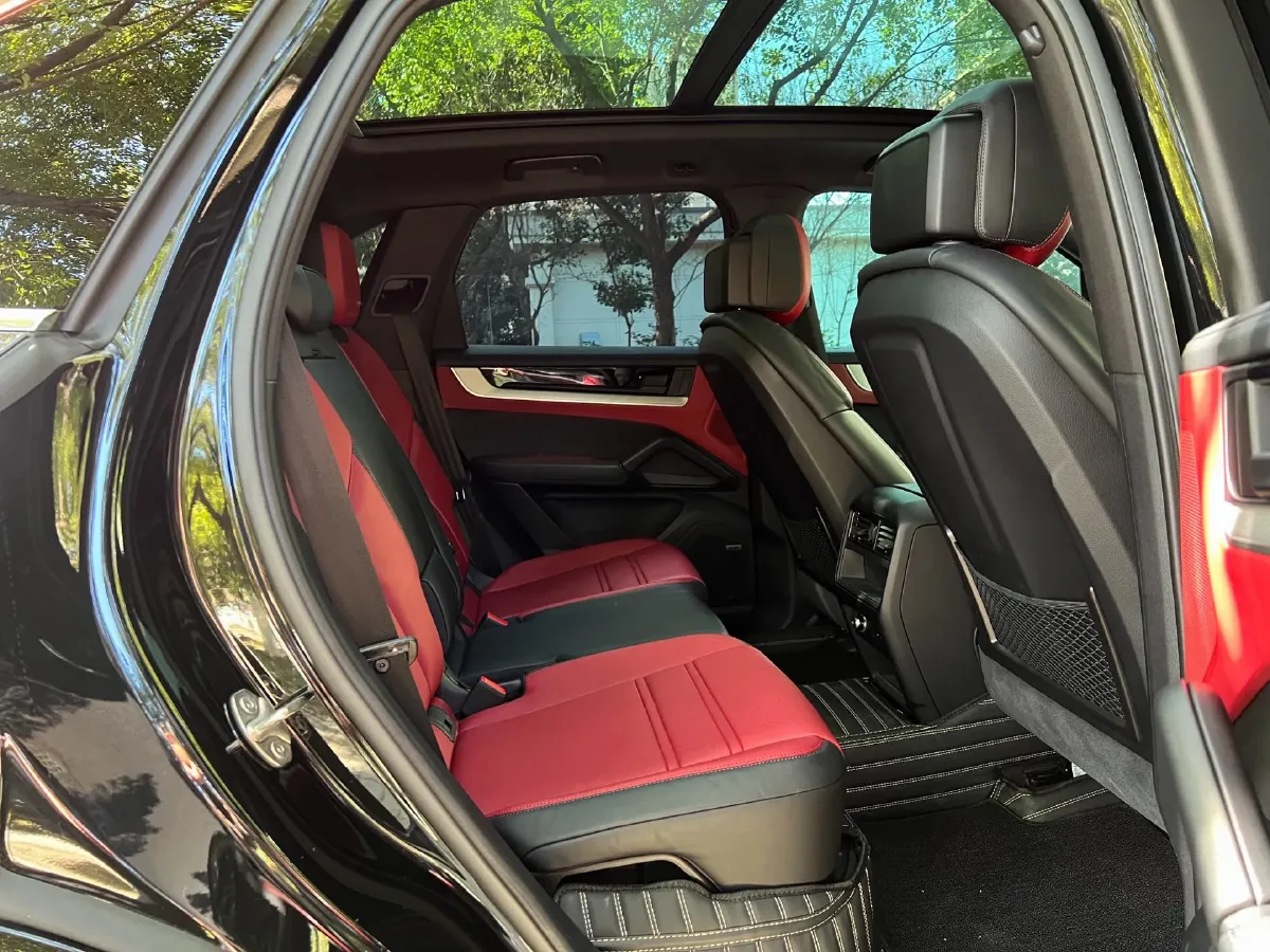 2025 Porsche Cayenne 3.0T 354HP V6 8AT,autocango,china used car exporter,china ev exporter,chinese used car exporter,chinese used ev exporter