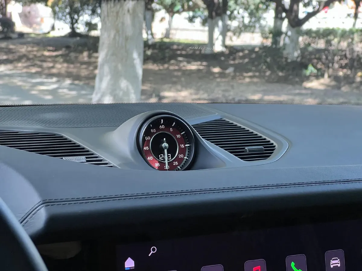 2025 Porsche Cayenne 3.0T 354HP V6 8AT,autocango,china used car exporter,china ev exporter,chinese used car exporter,chinese used ev exporter