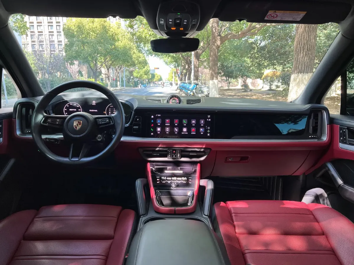 2025 Porsche Cayenne 3.0T 354HP V6 8AT,autocango,china used car exporter,china ev exporter,chinese used car exporter,chinese used ev exporter