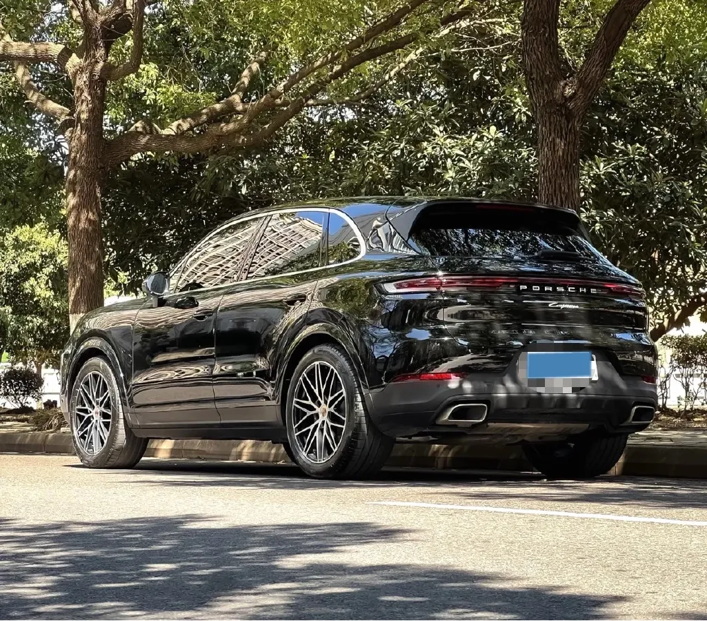 2025 Porsche Cayenne 3.0T 354HP V6 8AT,autocango,china used car exporter,china ev exporter,chinese used car exporter,chinese used ev exporter