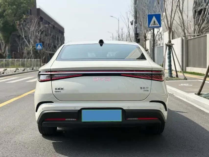 2026 BYD Seal07 DM-i 1.5T 156HP L4 E-CVT PHEV,autocango,china used car exporter,china ev exporter,chinese used car exporter,chinese used ev exporter