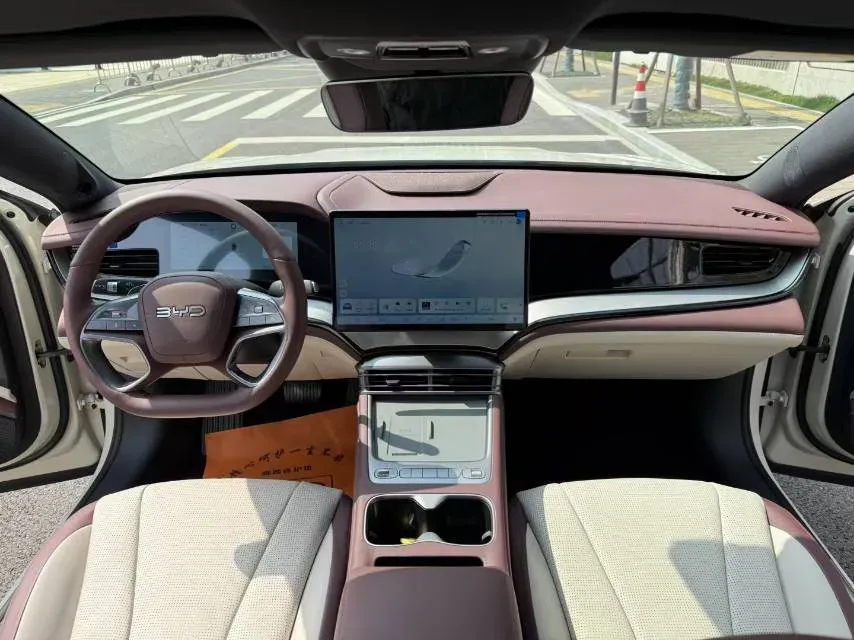 2026 BYD Seal07 DM-i 1.5T 156HP L4 E-CVT PHEV,autocango,china used car exporter,china ev exporter,chinese used car exporter,chinese used ev exporter