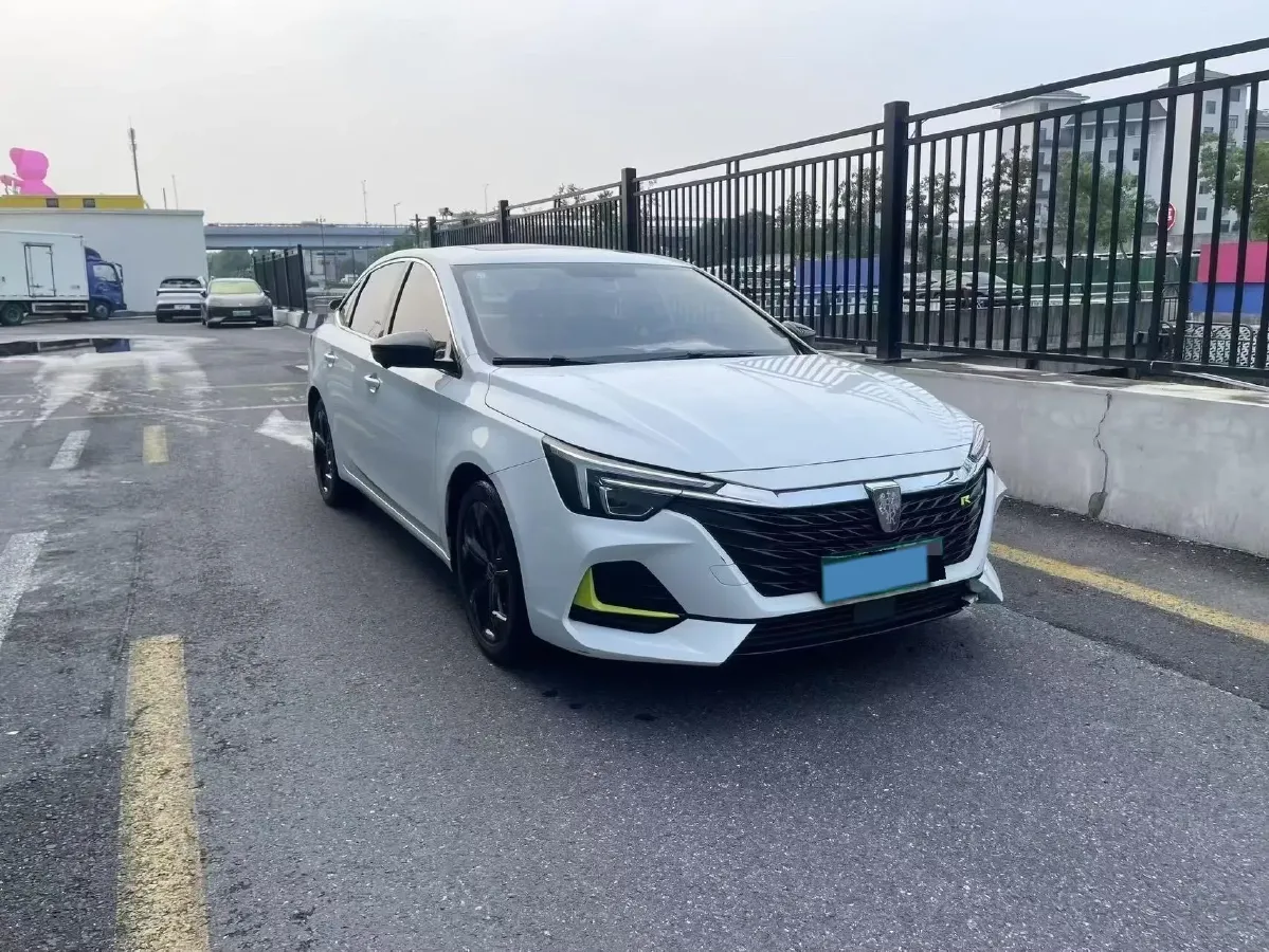 2019 Roewe i6 1.5T 169HP L4 AMT PHEV 9.1KWH,autocango,china used car exporter,china ev exporter,chinese used car exporter,chinese used ev exporter