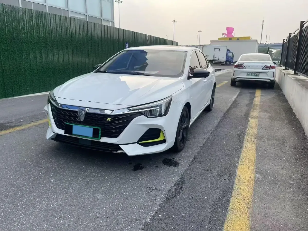 2019 Roewe i6 1.5T 169HP L4 AMT PHEV 9.1KWH,autocango,china used car exporter,china ev exporter,chinese used car exporter,chinese used ev exporter