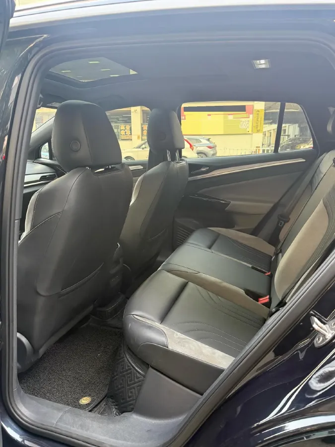 2021 Volkswagen ID.4 Crozz BEV 84.8KWH,autocango,china used car exporter,china ev exporter,chinese used car exporter,chinese used ev exporter