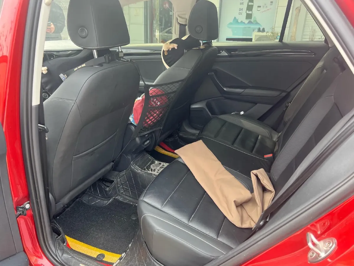 2018 Jeep Renegade 2.0L 155HP L4 9AT,autocango,china used car exporter,china ev exporter,chinese used car exporter,chinese used ev exporter