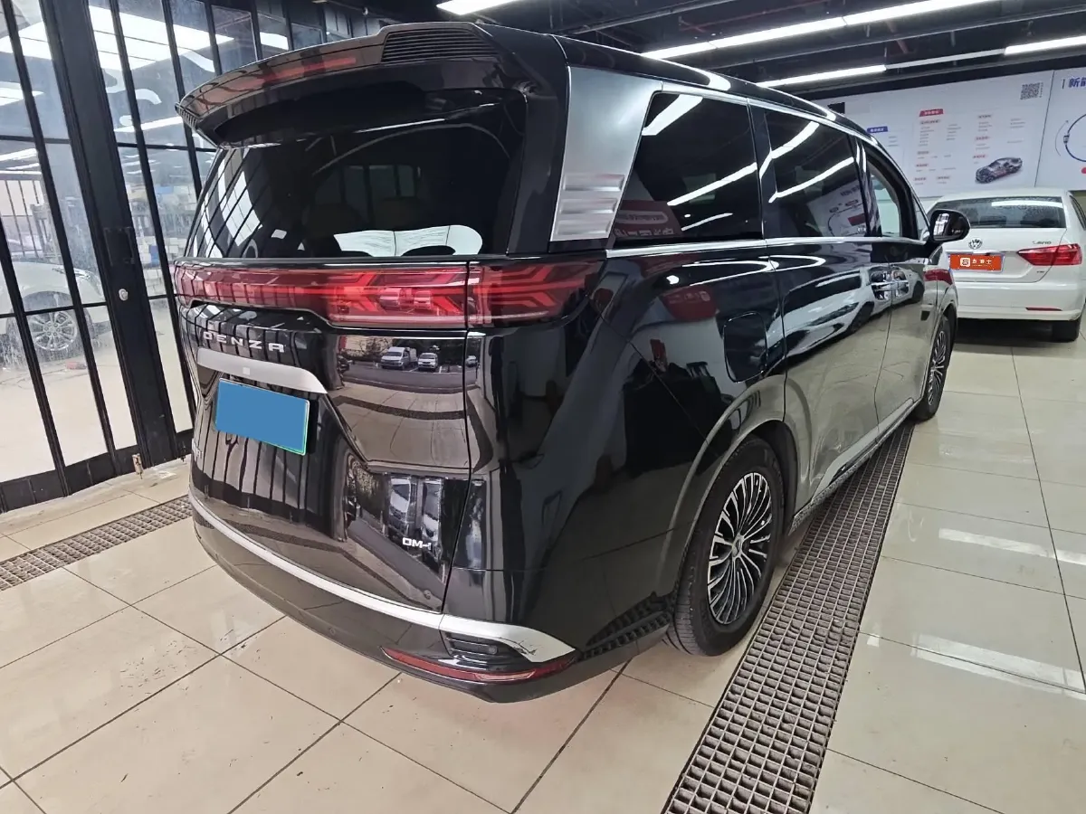 2022 HongQi HS7 3.0T 337HP V6 8AT,autocango,china used car exporter,china ev exporter,chinese used car exporter,chinese used ev exporter