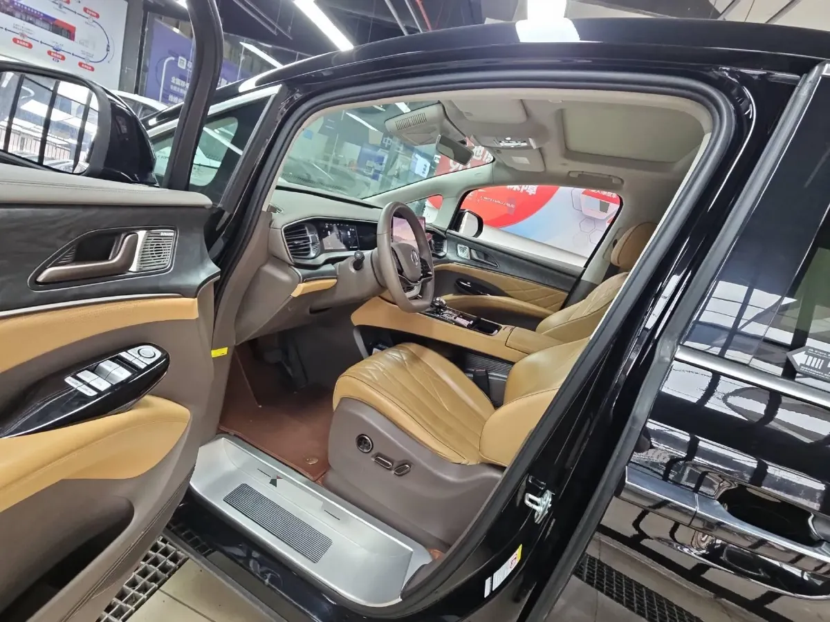 2022 HongQi HS7 3.0T 337HP V6 8AT,autocango,china used car exporter,china ev exporter,chinese used car exporter,chinese used ev exporter