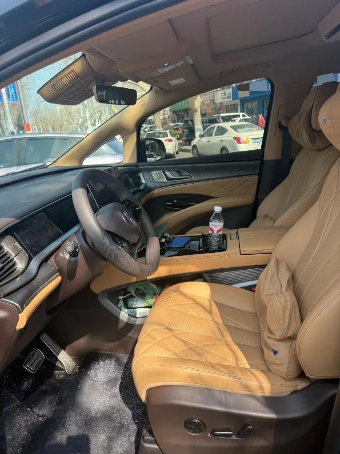 2025 Denza D9 1.5T 156HP L4 E-CVT PHEV,autocango,china used car exporter,china ev exporter,chinese used car exporter,chinese used ev exporter