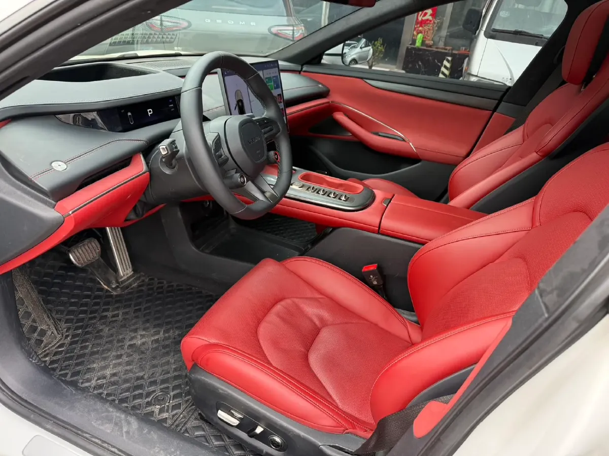 2024 MI SU7 BEV 101KWH,autocango,china used car exporter,china ev exporter,chinese used car exporter,chinese used ev exporter