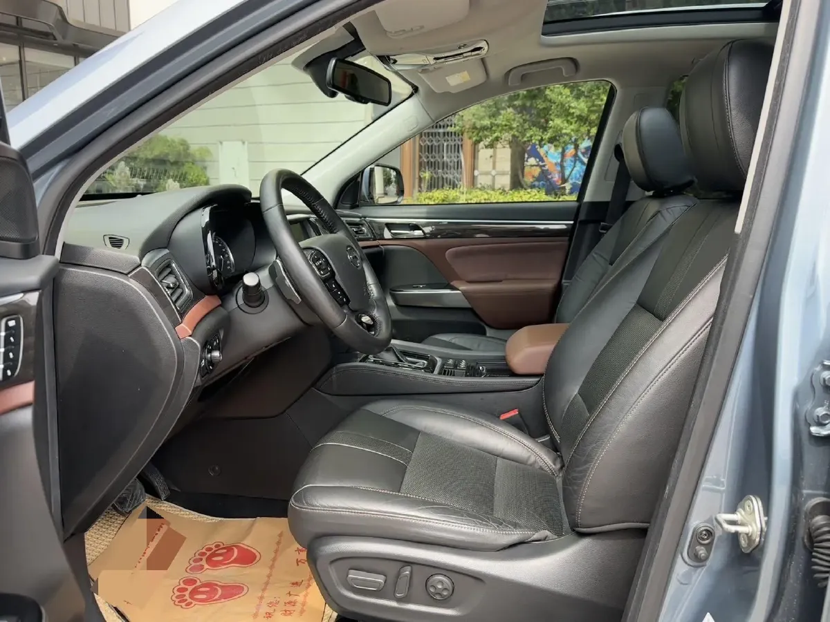 2017 GAC Trumpchi GS8 2.0T 201HP L4 6AT,autocango,china used car exporter,china ev exporter,chinese used car exporter,chinese used ev exporter