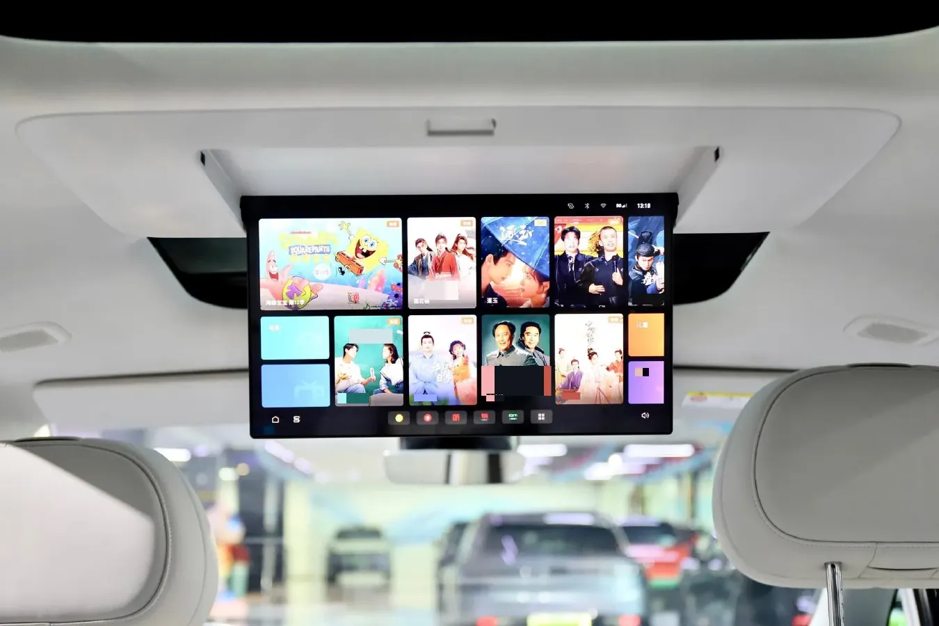 2025 Voyah Dream 1.5T 150HP L4 PHEV 41.7KWH,autocango,china used car exporter,china ev exporter,chinese used car exporter,chinese used ev exporter