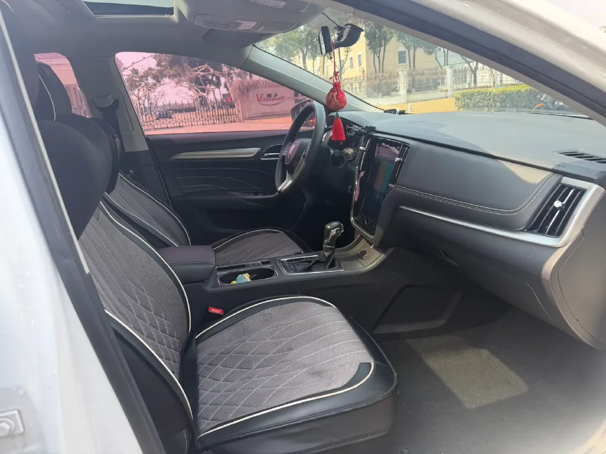 2019 Roewe i6 1.6L 125HP L4 CVT,autocango,china used car exporter,china ev exporter,chinese used car exporter,chinese used ev exporter