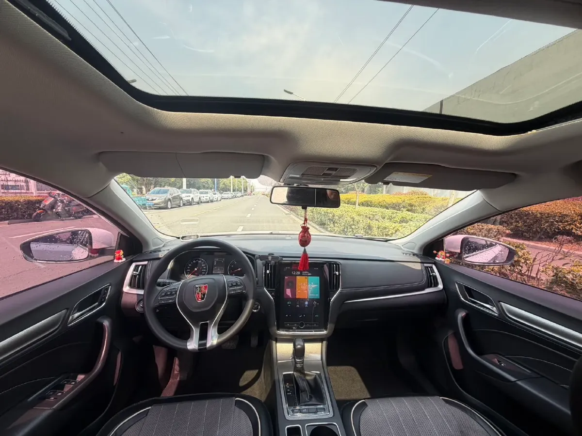 2019 Roewe i6 1.6L 125HP L4 CVT,autocango,china used car exporter,china ev exporter,chinese used car exporter,chinese used ev exporter