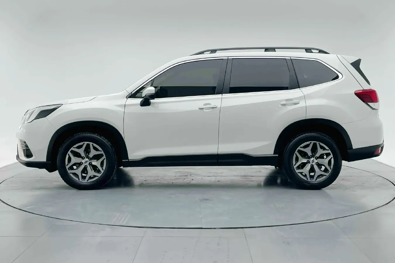 2022 Subaru Forester 2.0L 154HP H4 CVT,autocango,china used car exporter,china ev exporter,chinese used car exporter,chinese used ev exporter