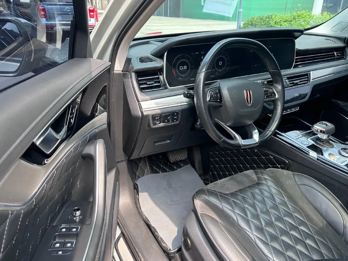 2019 HongQi HS5 2.0T 224HP L4 6AT,autocango,china used car exporter,china ev exporter,chinese used car exporter,chinese used ev exporter
