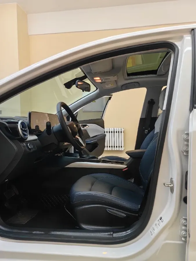 2023 Chevrolet Monza 1.5L 113HP L4 6DCT,autocango,china used car exporter,china ev exporter,chinese used car exporter,chinese used ev exporter