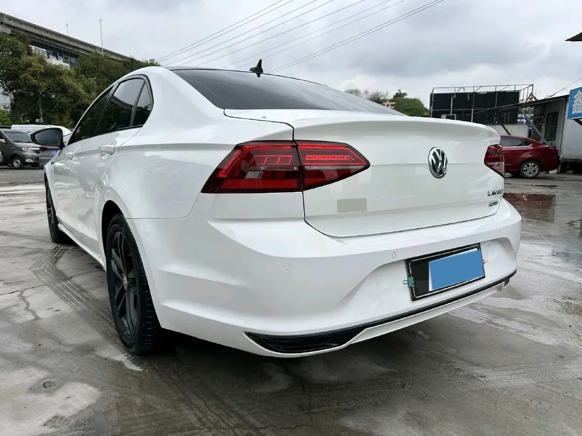 2021 Volkswagen T-Roc 1.4T 150HP L4 7DCT,autocango,china used car exporter,china ev exporter,chinese used car exporter,chinese used ev exporter