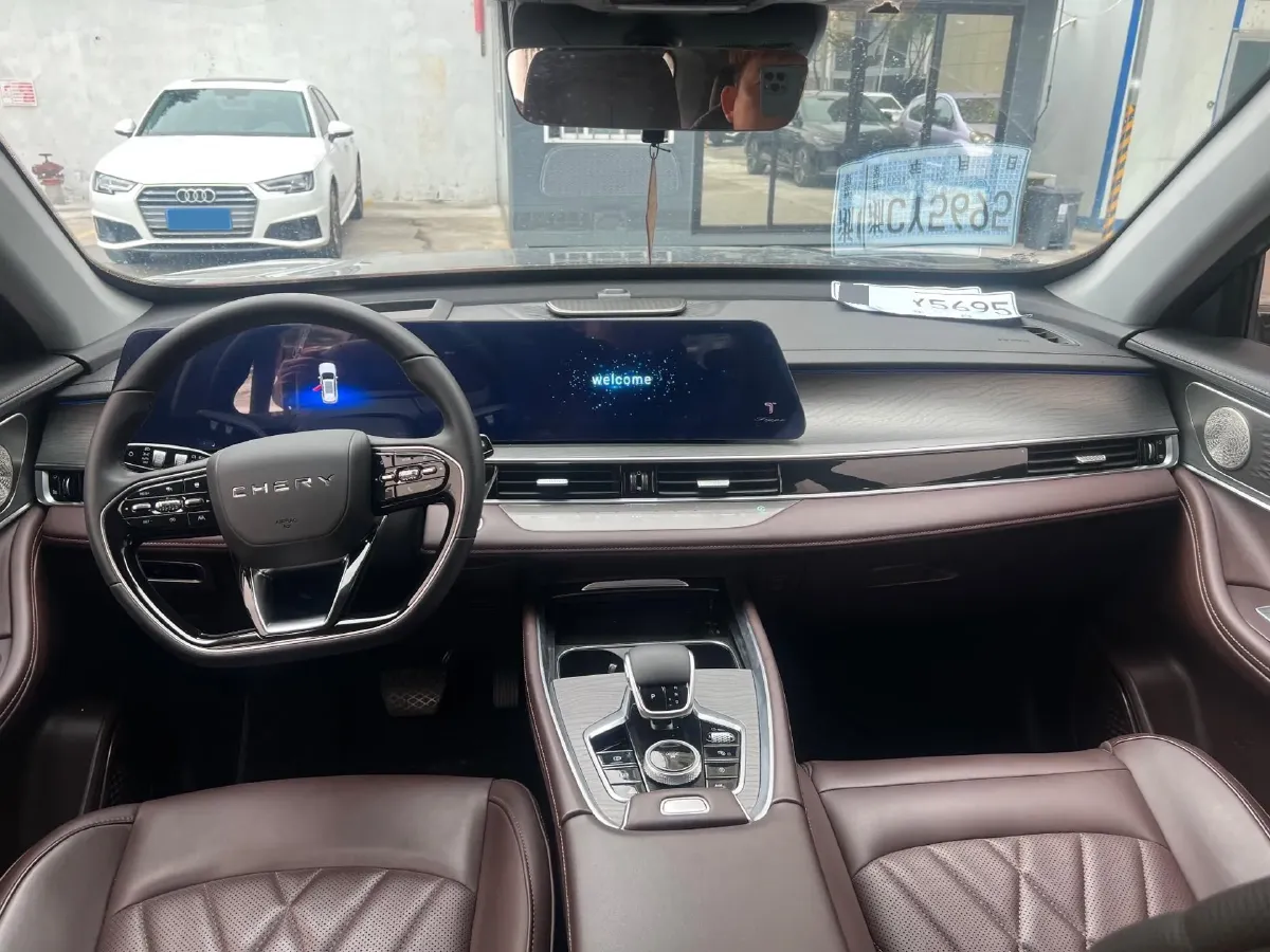 2022 Chery Tiggo 8 PRO 1.6T 197HP L4 7DCT,autocango,china used car exporter,china ev exporter,chinese used car exporter,chinese used ev exporter