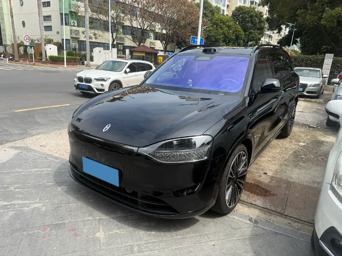 2024 AITO AITO M9 1.5T 152HP L4 REEV 42KWH,autocango,china used car exporter,china ev exporter,chinese used car exporter,chinese used ev exporter