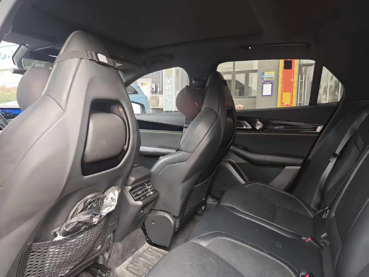 2023 MAXUS G50 1.5T 181HP L4 7DCT,autocango,china used car exporter,china ev exporter,chinese used car exporter,chinese used ev exporter