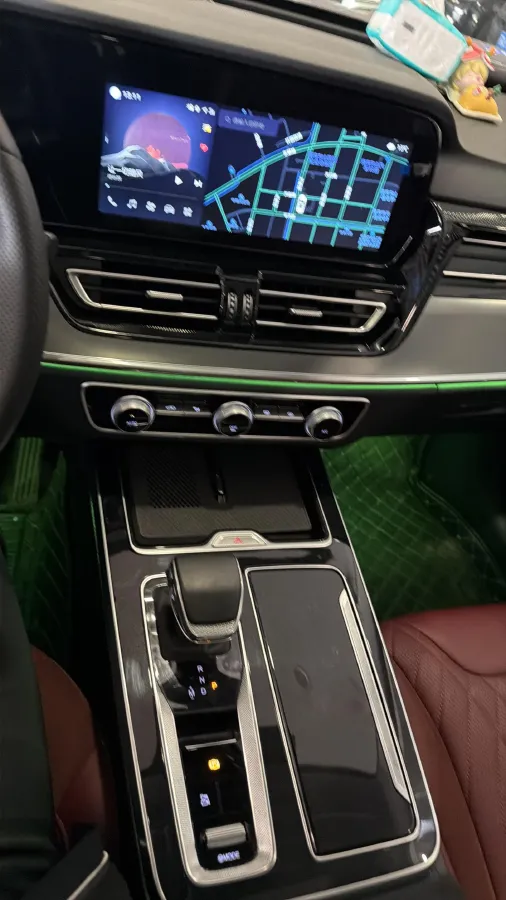 2023 HongQi HS5 2.0T 252HP L4 8AT,autocango,china used car exporter,china ev exporter,chinese used car exporter,chinese used ev exporter