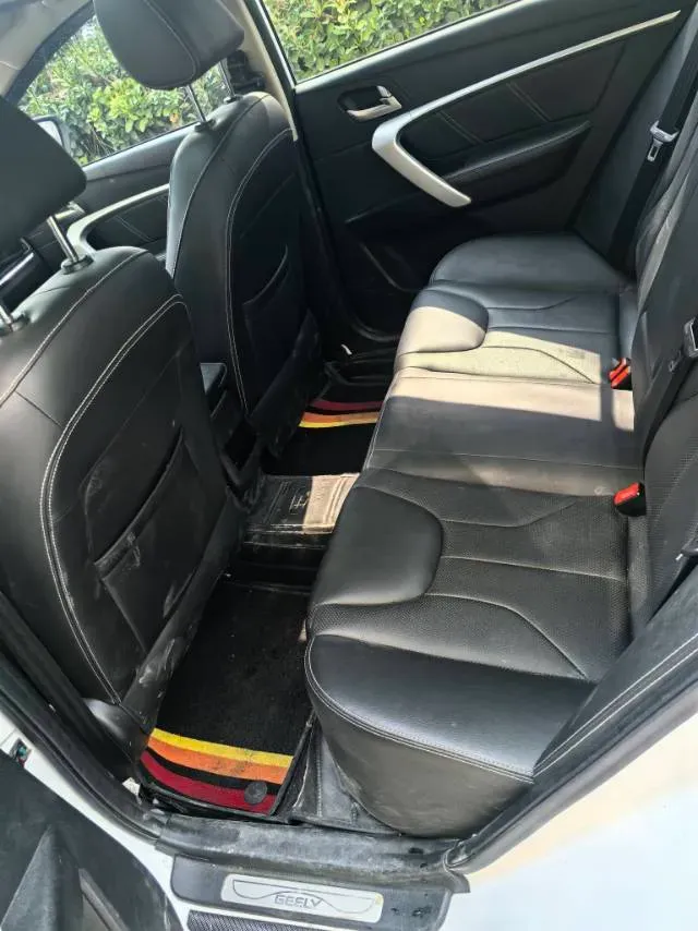 2017 Geely Emgrand 1.5L 109HP L4 5MT,autocango,china used car exporter,china ev exporter,chinese used car exporter,chinese used ev exporter