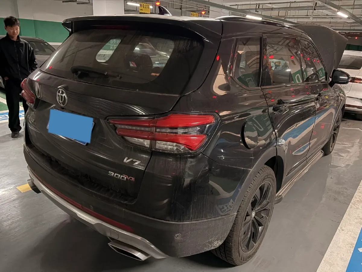 2019 Brilliance Auto V7 1.8T 231HP L4 7DCT,autocango,china used car exporter,china ev exporter,chinese used car exporter,chinese used ev exporter